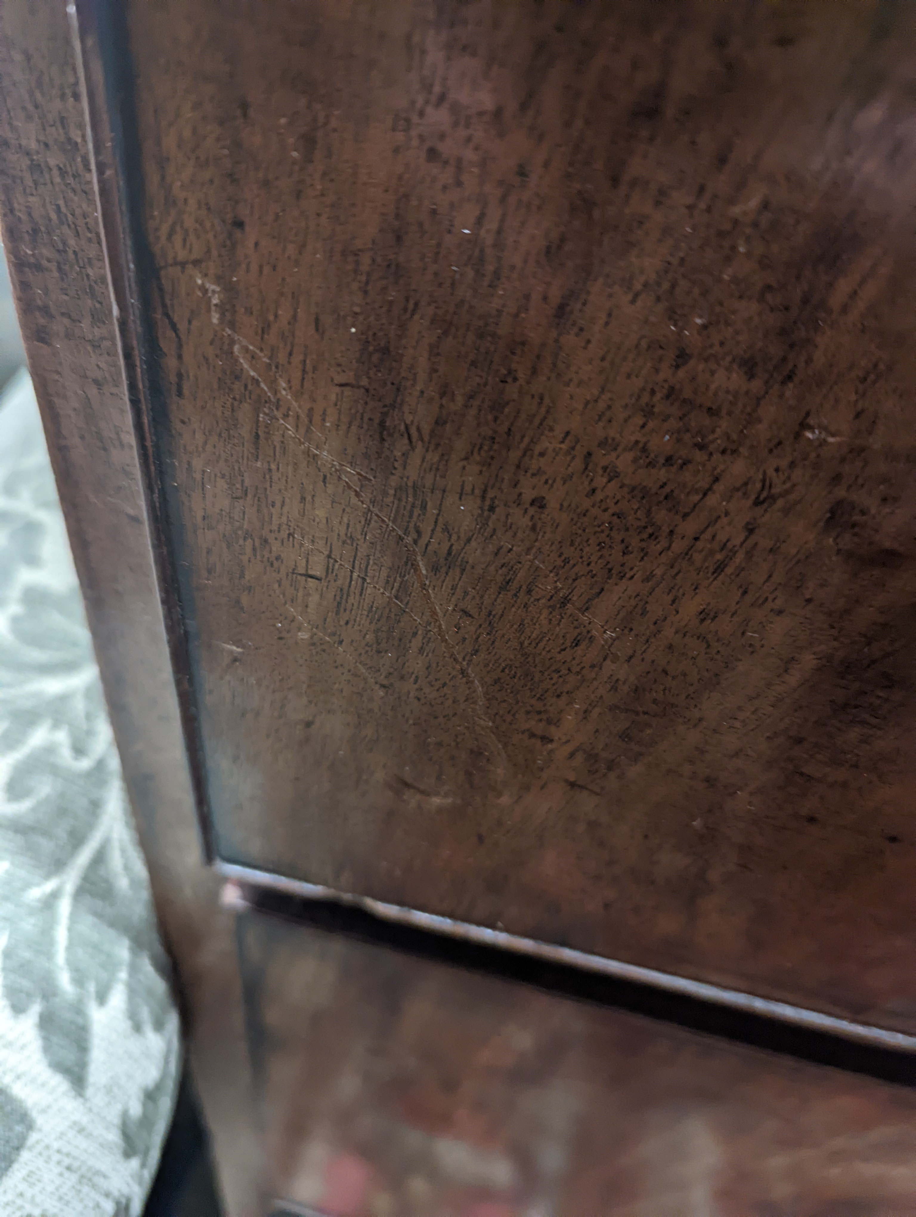A George IV mahogany chest, width 100cm, depth 50cm, height 104cm